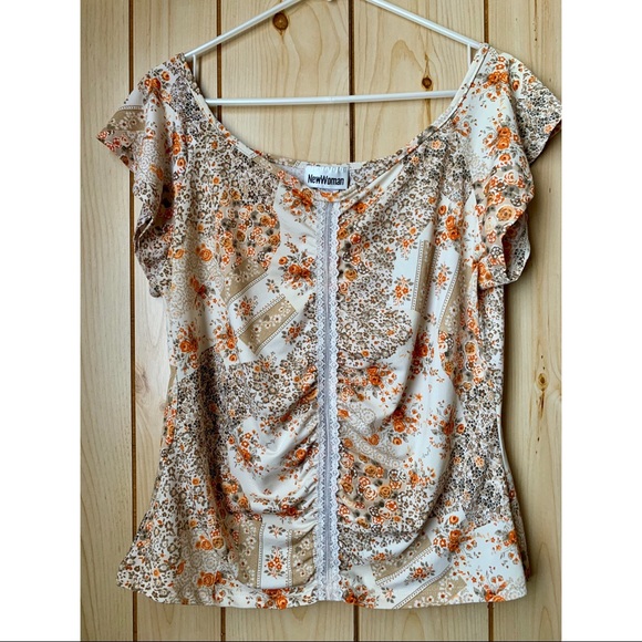 New Woman Vintage Floral Top - Picture 2 of 6